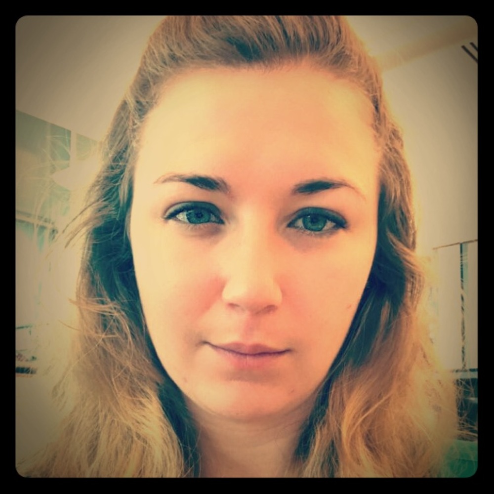 Meet your Posher, Kayla